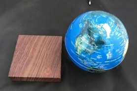 Magnetic floating earth globe lamp 8" with light