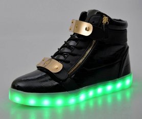 Schuhe LED - Schwarz und Gold