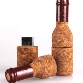 Lustiger USB-Schlüssel - Weinflasche aus Kork