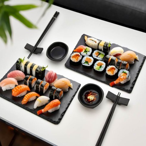 Set sushi për përgatitjen (bërjen) e sushit - Kit për 2 persona (tasa + pjata + shkopinj)