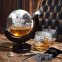 Комплект гарафа с глобус за уиски с кораб - 1 гарафа за уиски + 2 чаши и 9 камъка