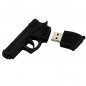 Darček pre muža - USB v tvare pištole 16GB