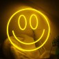Smile - LED neonska lučka z logotipom, ki se sveti na steni Smiley
